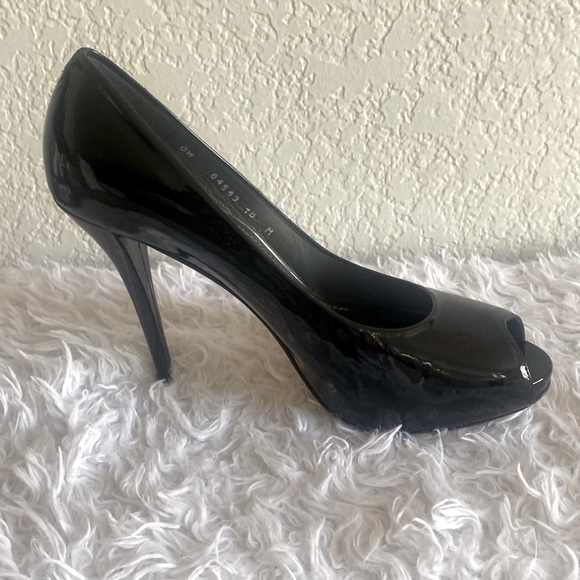 Stuart Weitzman Shoes - NEW-STUART WEITZMAN BLACK PATENT LEATHER PEEP TOE PUMP